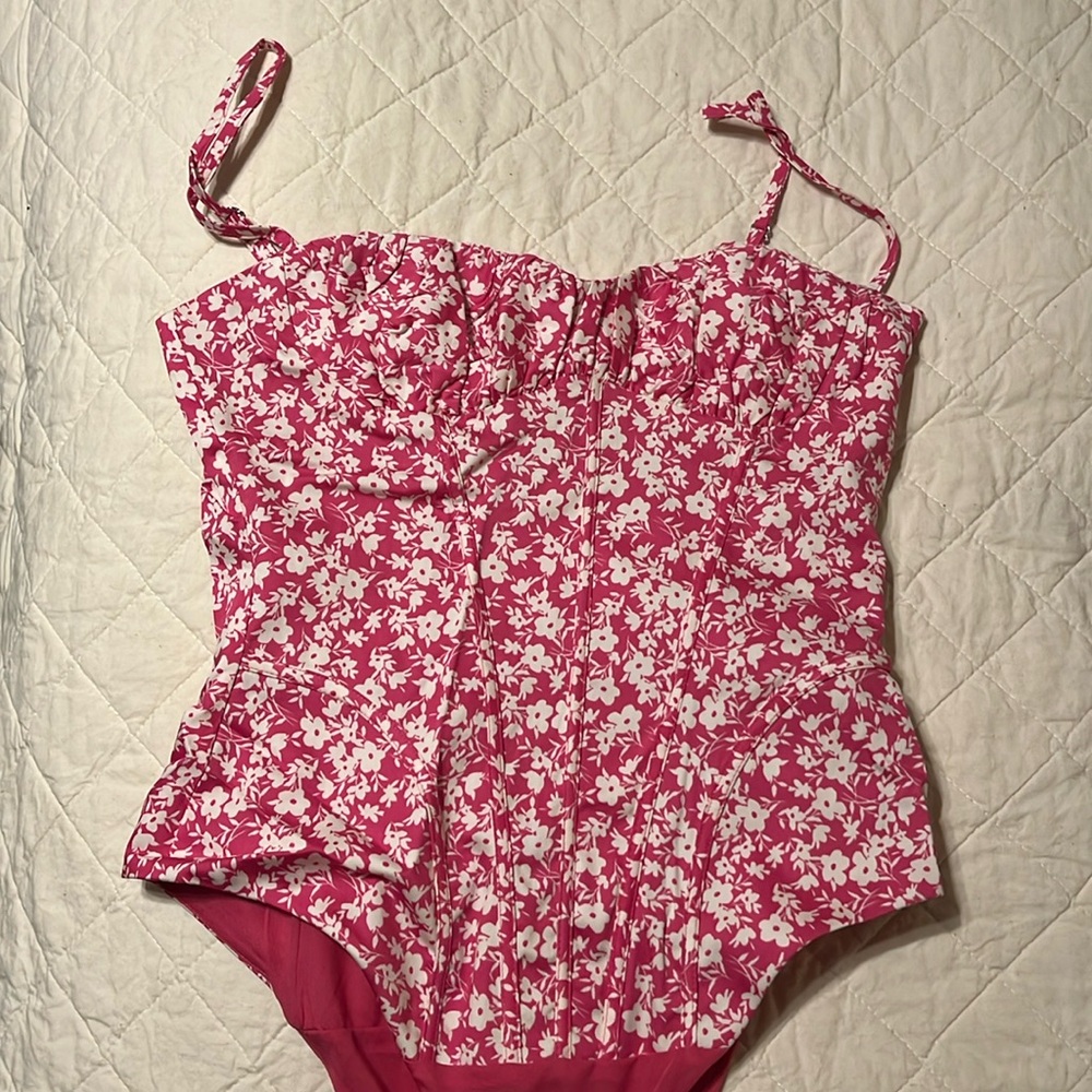 Zara pink floral corset style bodysuit